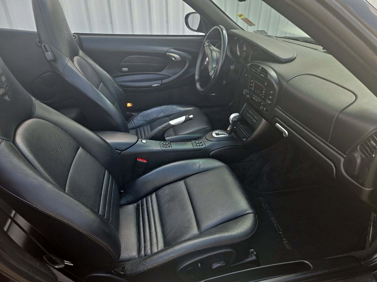 Used 2002 Porsche 911 Carrera RWD image 17