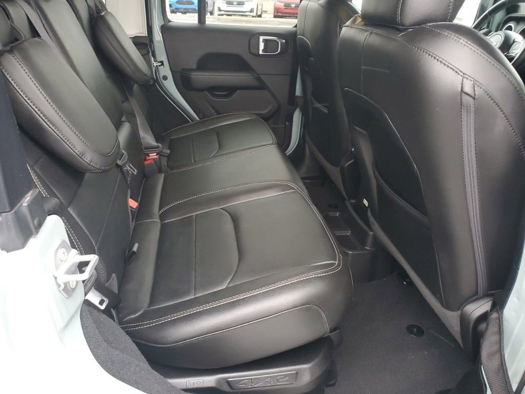 Used 2023 Jeep Wrangler Unlimited Sahara w/ Cold Weather Group image 26