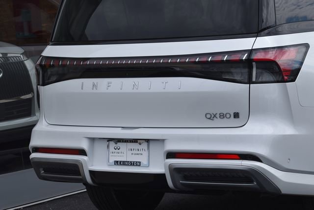 Used 2025 INFINITI QX80 Sensory AWD/4WD image 29