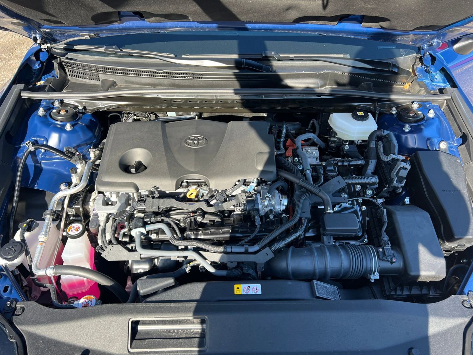 Used 2025 Toyota Camry LE image 31