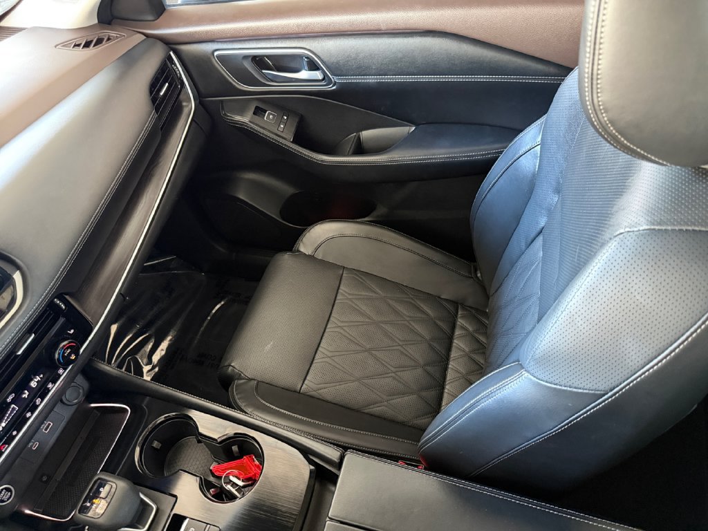 Used 2023 Nissan Rogue Platinum w/ Platinum Premium Package FWD image 31