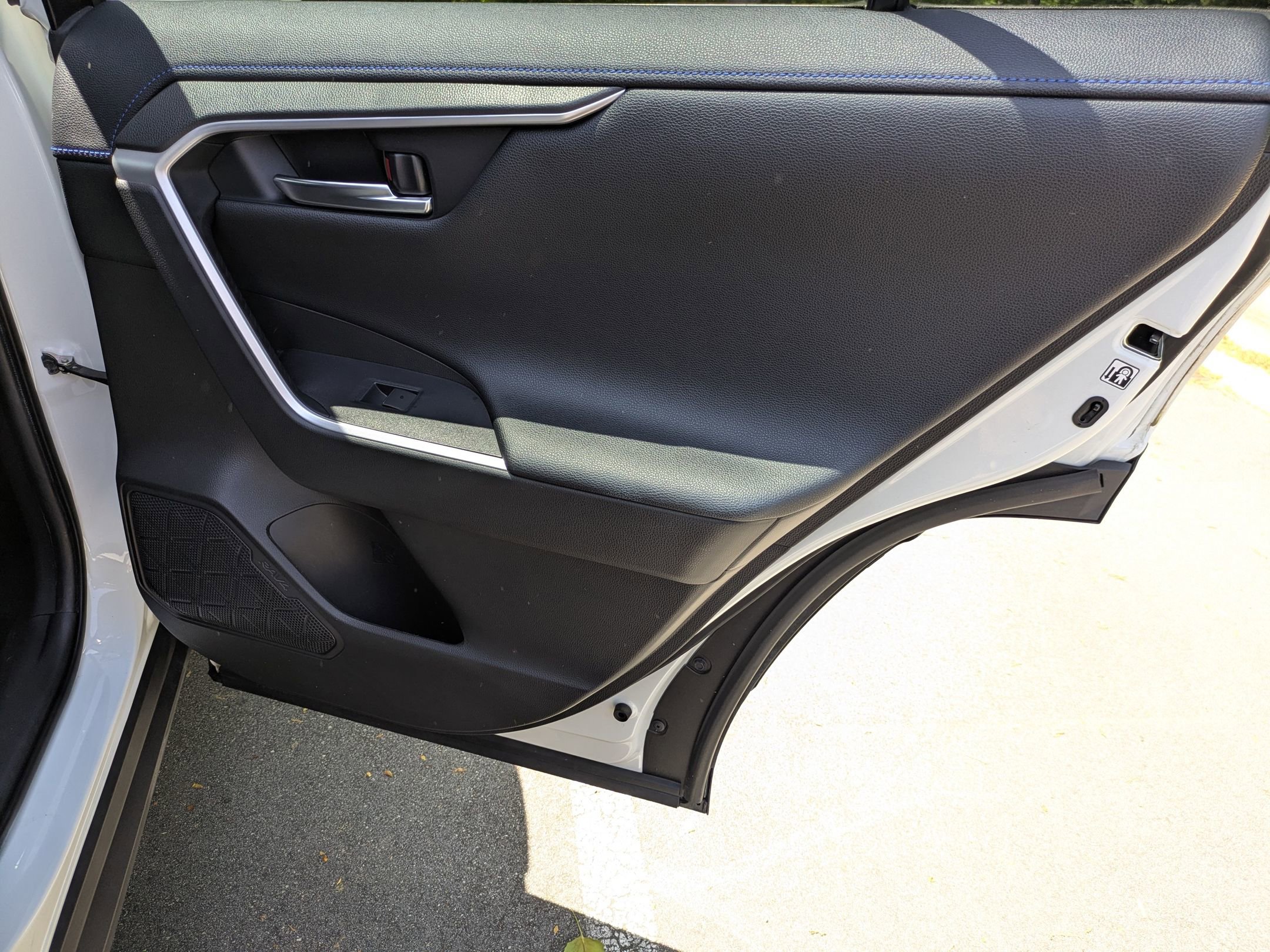 Used 2020 Toyota RAV4 XSE w/ XSE Grade Weather Package image 33