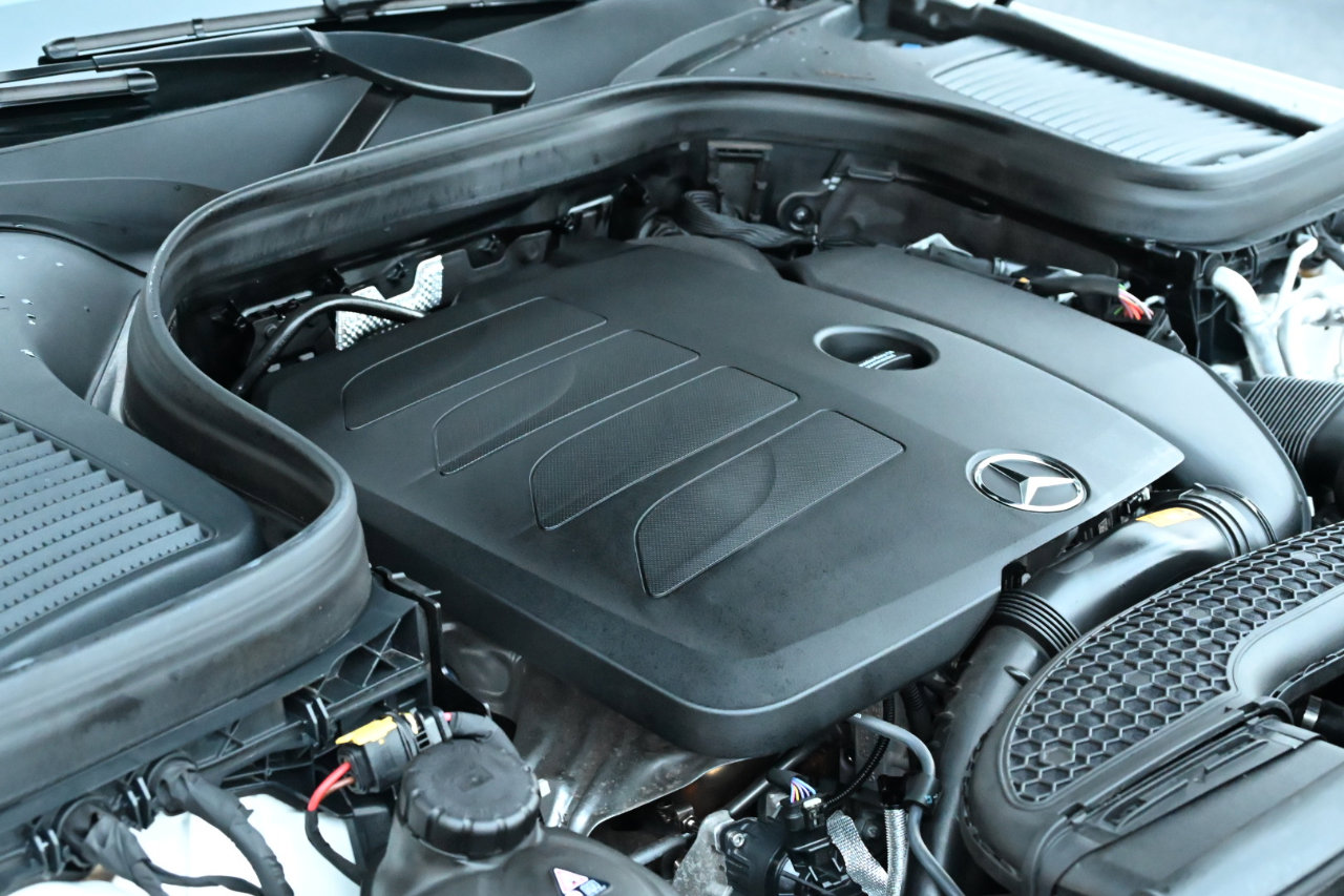 Used 2022 Mercedes-Benz GLC 300 4MATIC image 45