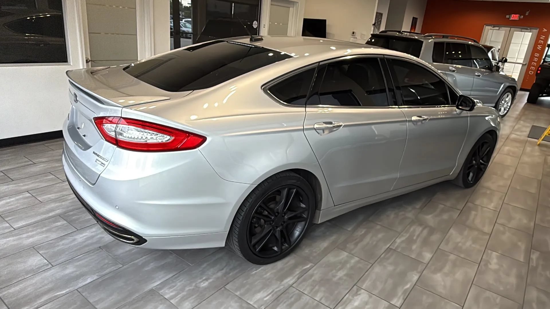 Used 2016 Ford Fusion Titanium AWD/4WD image 6