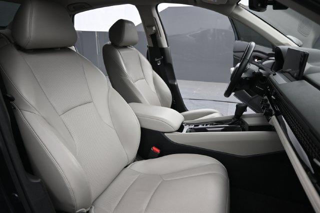 Used 2025 Honda Accord EX-L image 26