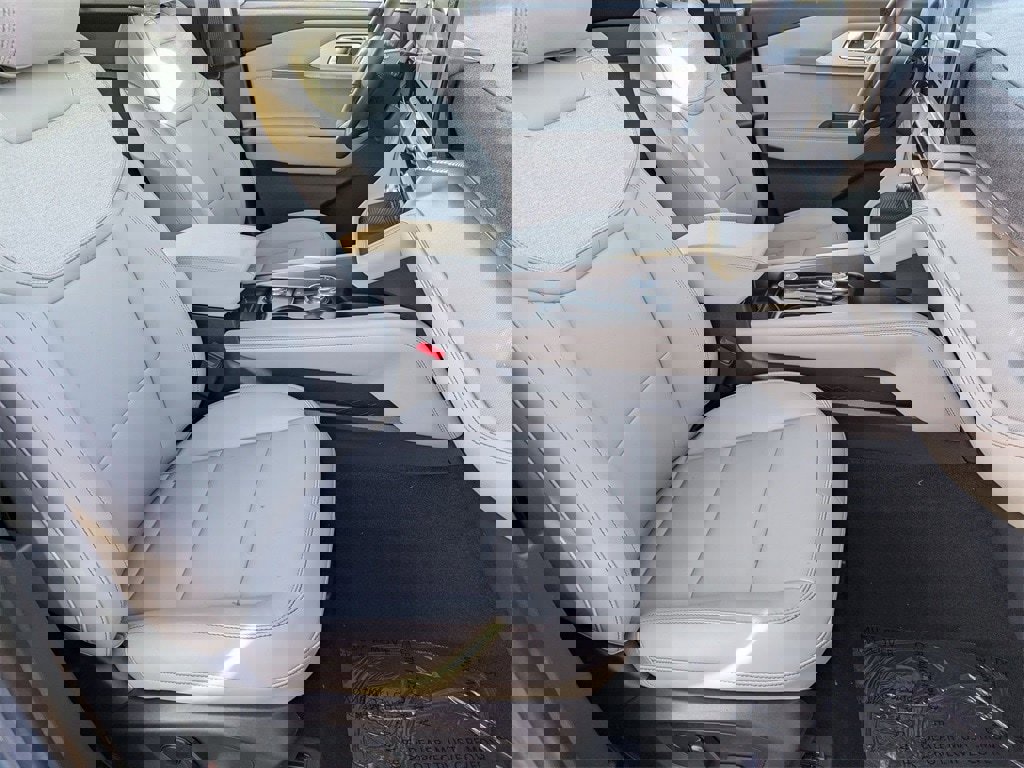 New 2026 Ford Explorer Active w/ Active Comfort Package image 28