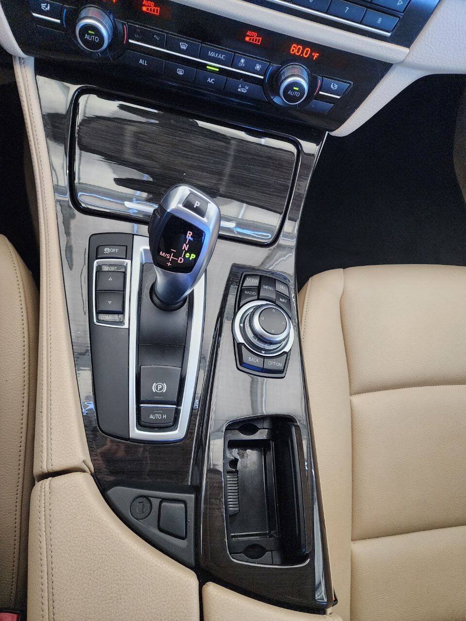 Used 2013 BMW 528i Sedan RWD image 28