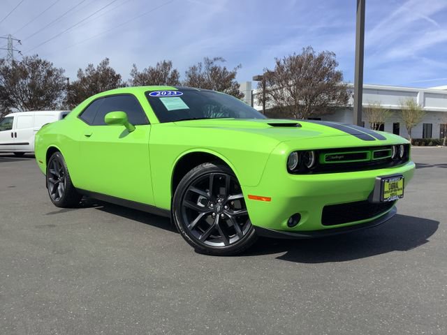 Used 2023 Dodge Challenger SXT w/ Blacktop Package image 2
