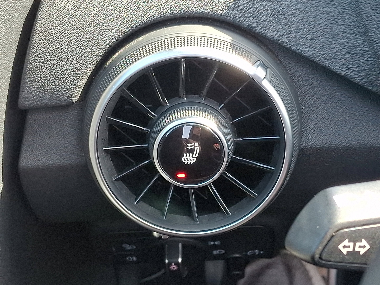 Used 2016 Audi TT 2.0T image 23