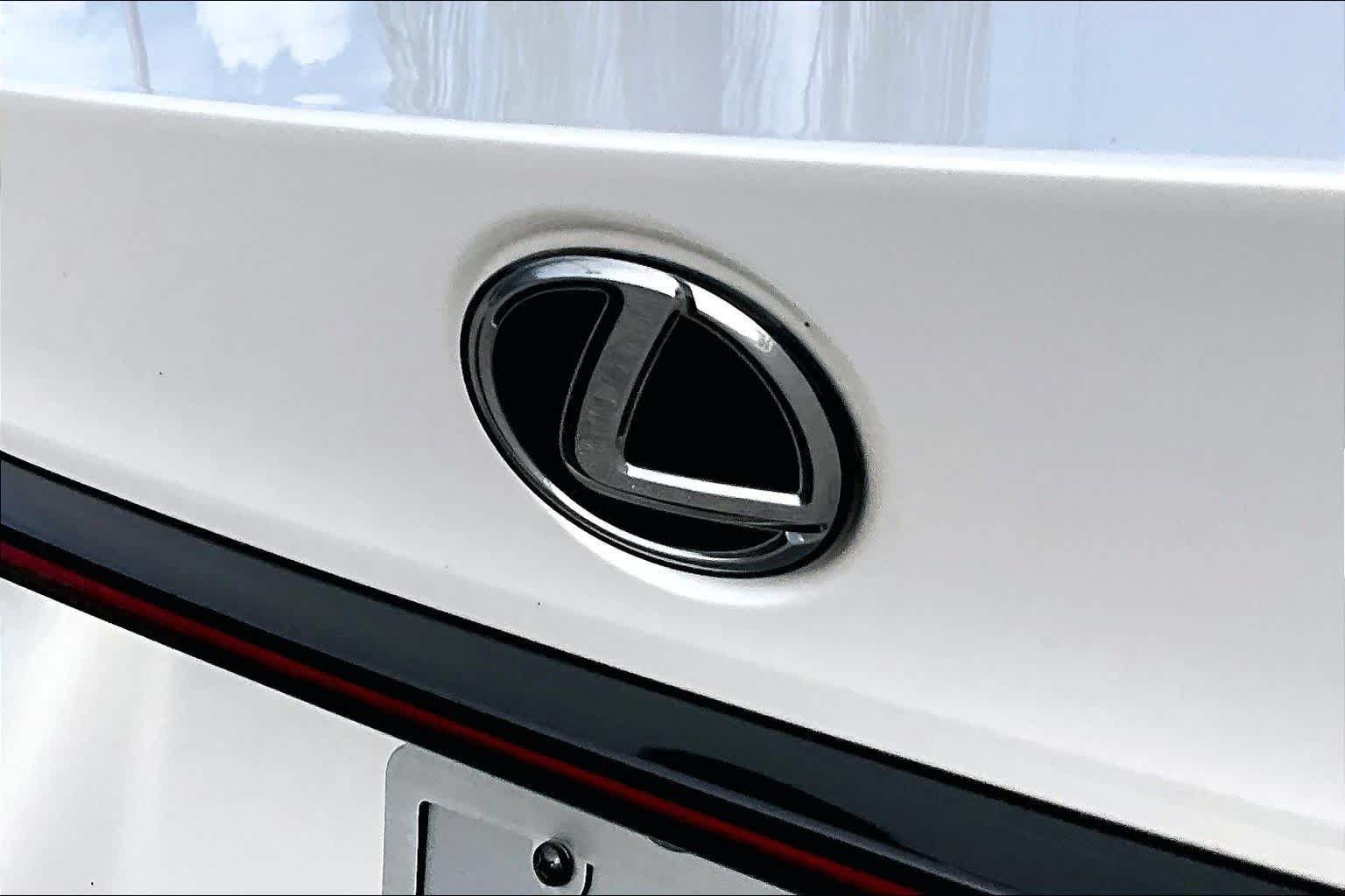 Used 2023 Lexus IS 300 w/ Premium Package RWD image 31