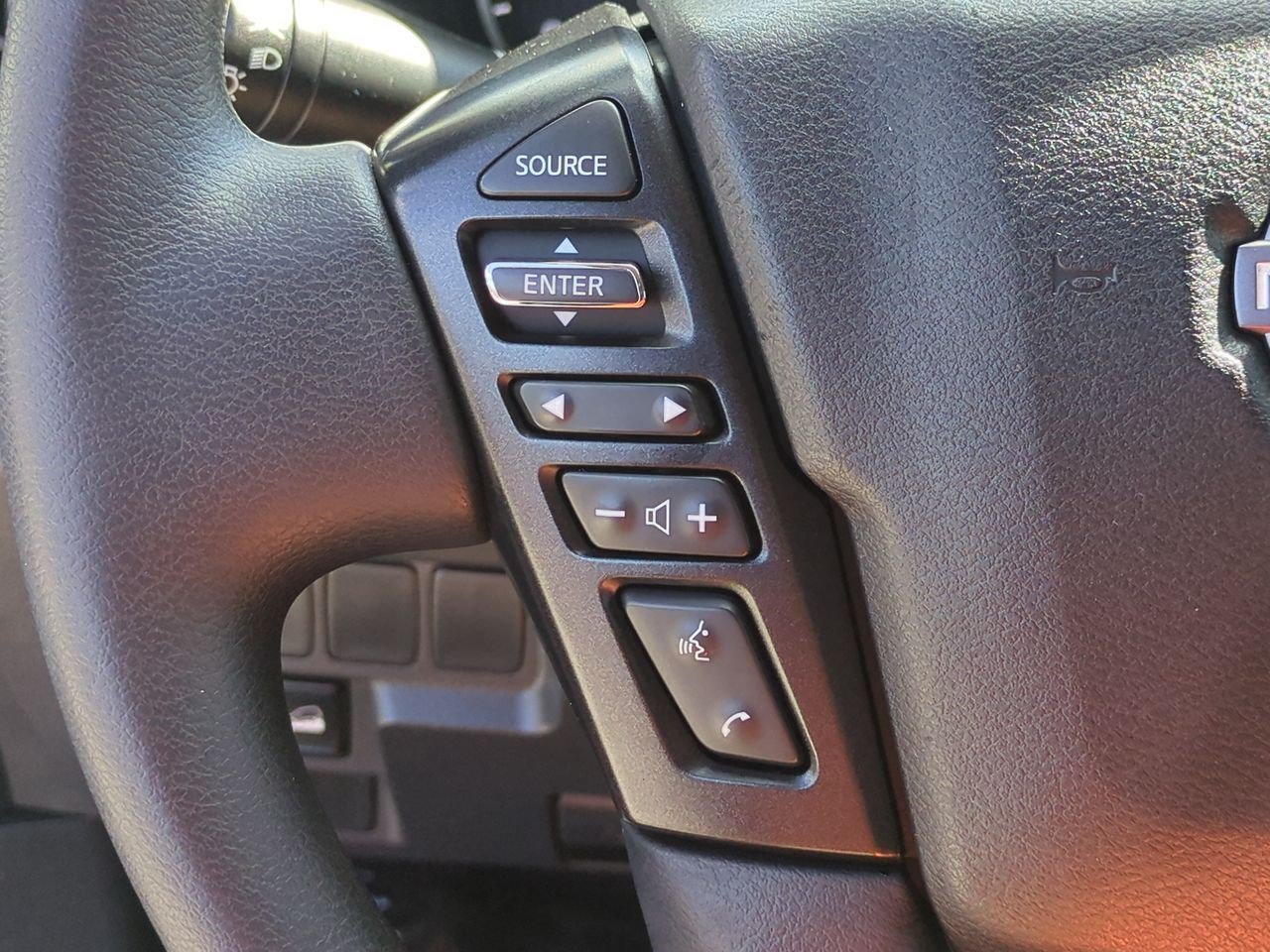 Certified 2023 Nissan Frontier SV AWD/4WD image 19
