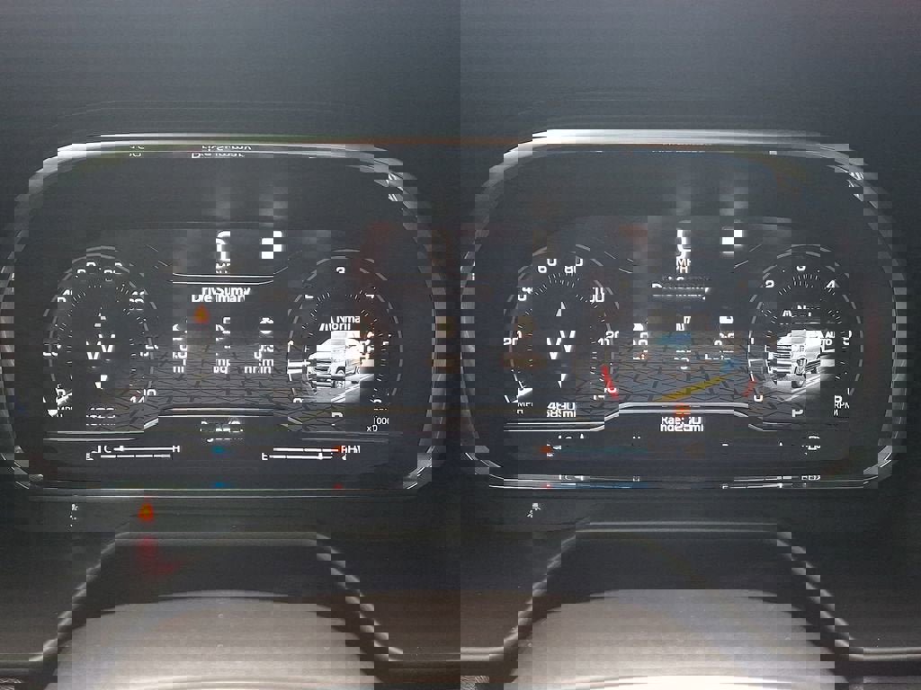 Certified 2024 GMC Yukon SLT w/ SLT Luxury Package image 20