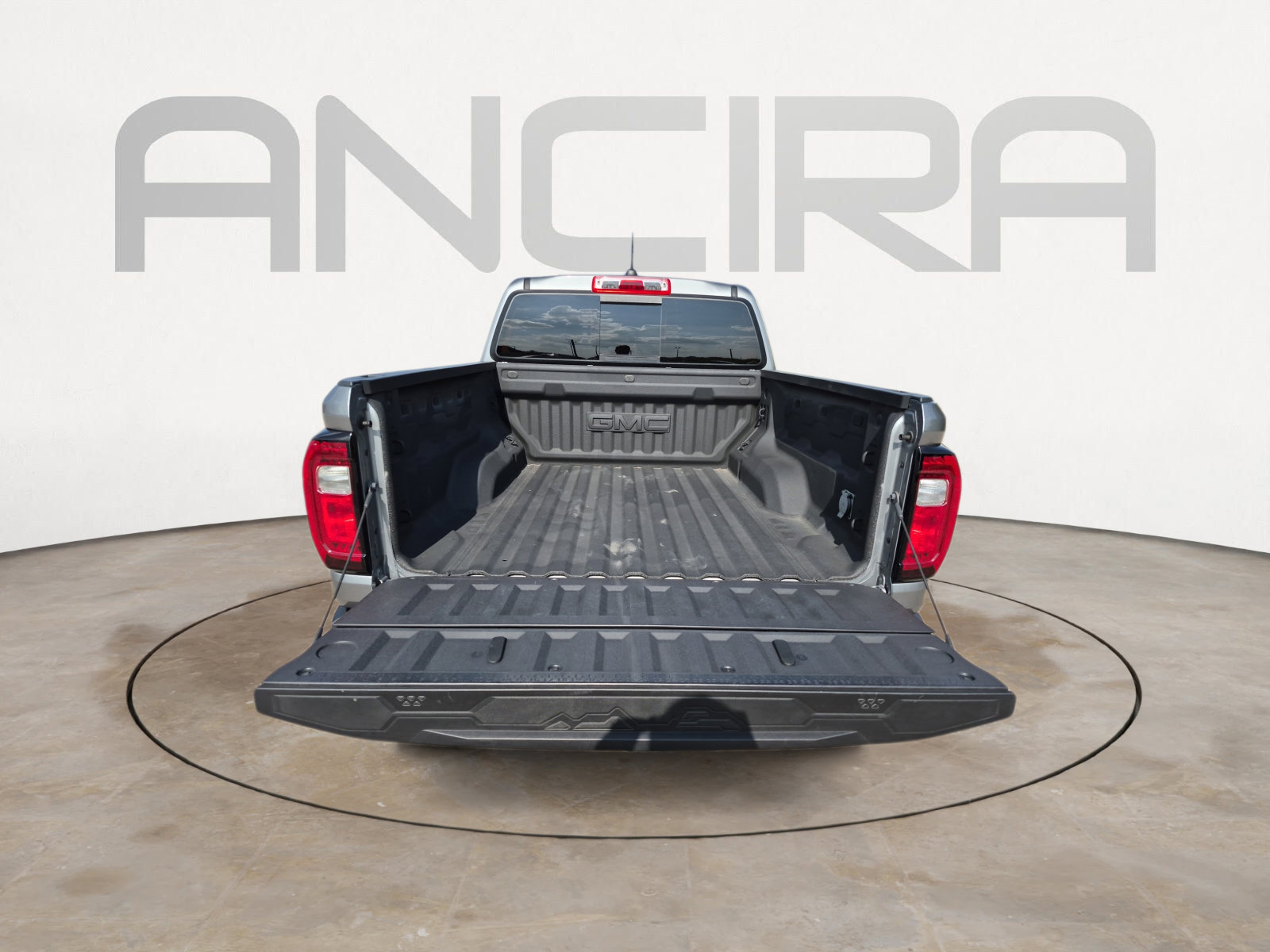 Used 2023 GMC Canyon AT4 w/ AT4 Premium Package AWD/4WD image 12