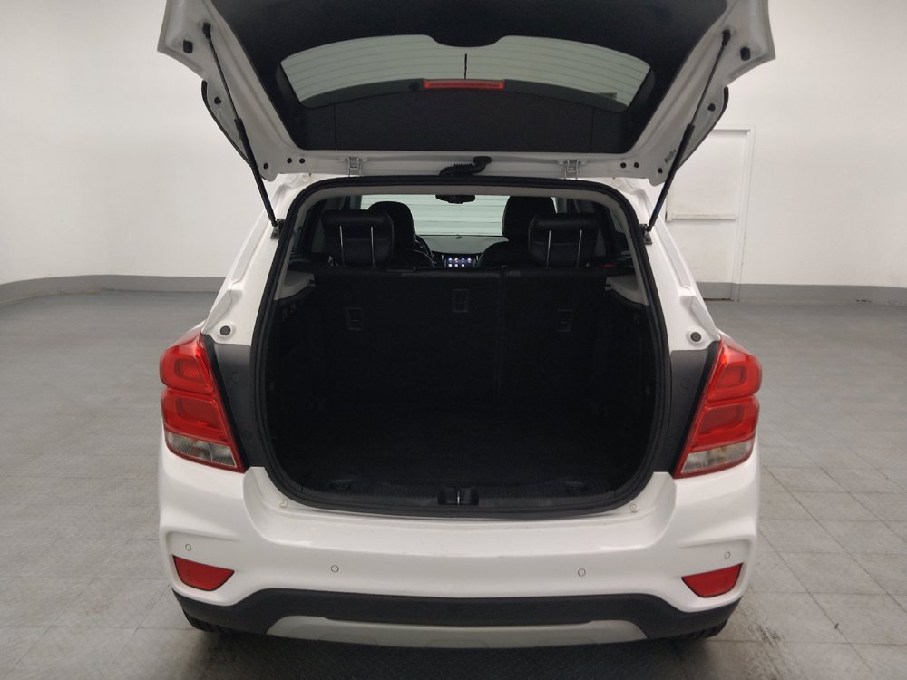 Used 2021 Chevrolet Trax LT w/ Driver Confidence Package FWD image 29