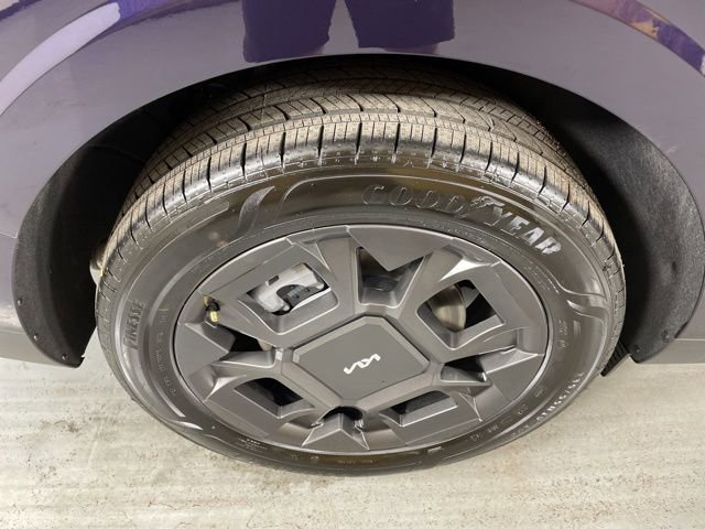 New 2026 Kia Carnival EX image 9