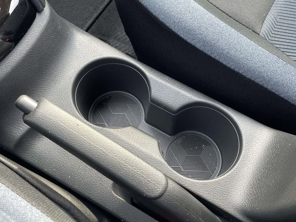 Used 2025 Nissan Versa SV w/ Trunk Package image 29