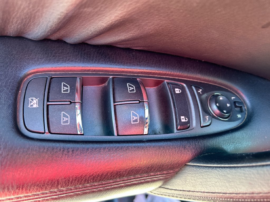 Used 2024 Nissan Armada SV RWD image 13