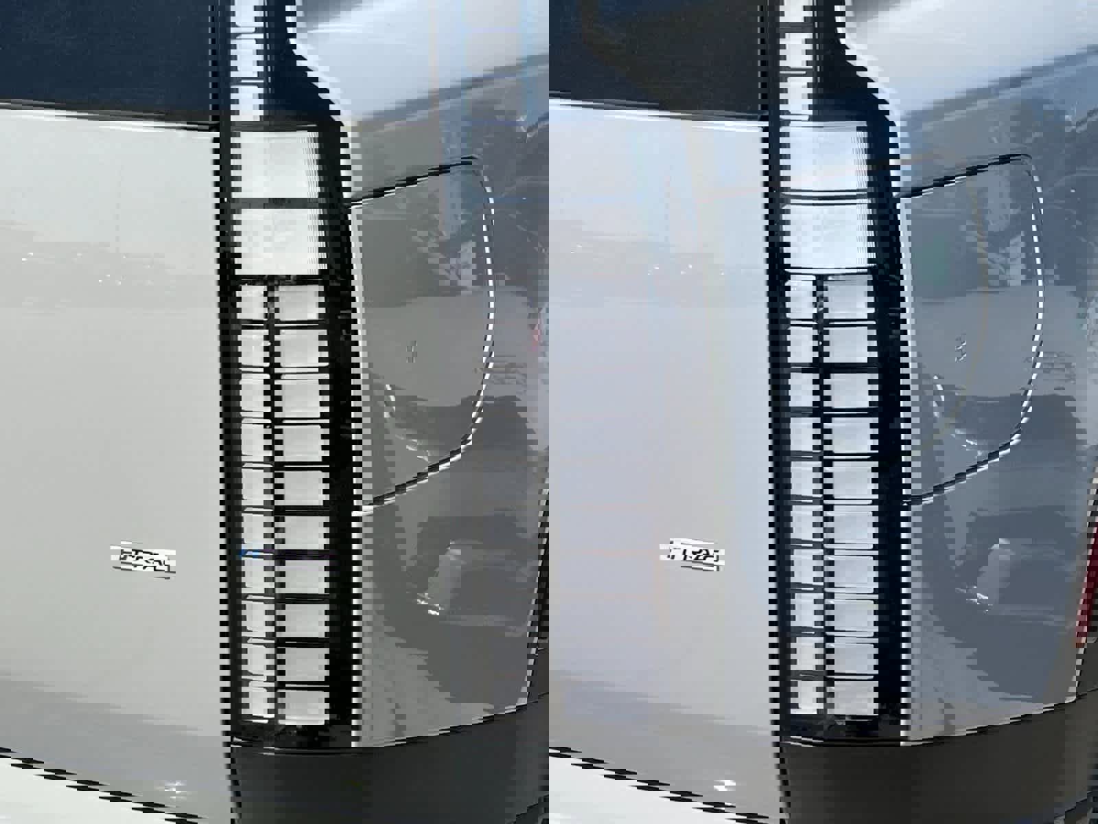 New 2026 Hyundai Ioniq 9 SE image 26