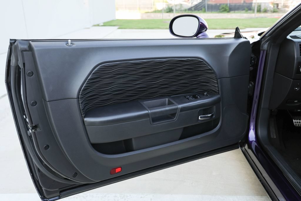 Used 2013 Dodge Challenger R/T Plus RWD image 12
