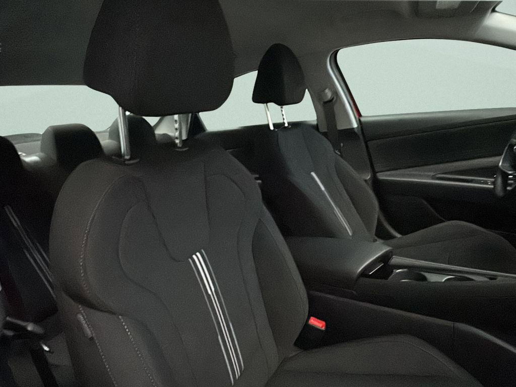 New 2026 Hyundai Elantra Blue image 15
