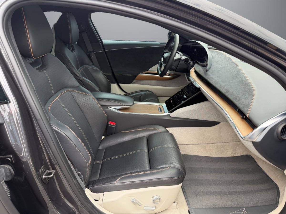 Used 2022 Lucid Air Grand Touring AWD/4WD image 17