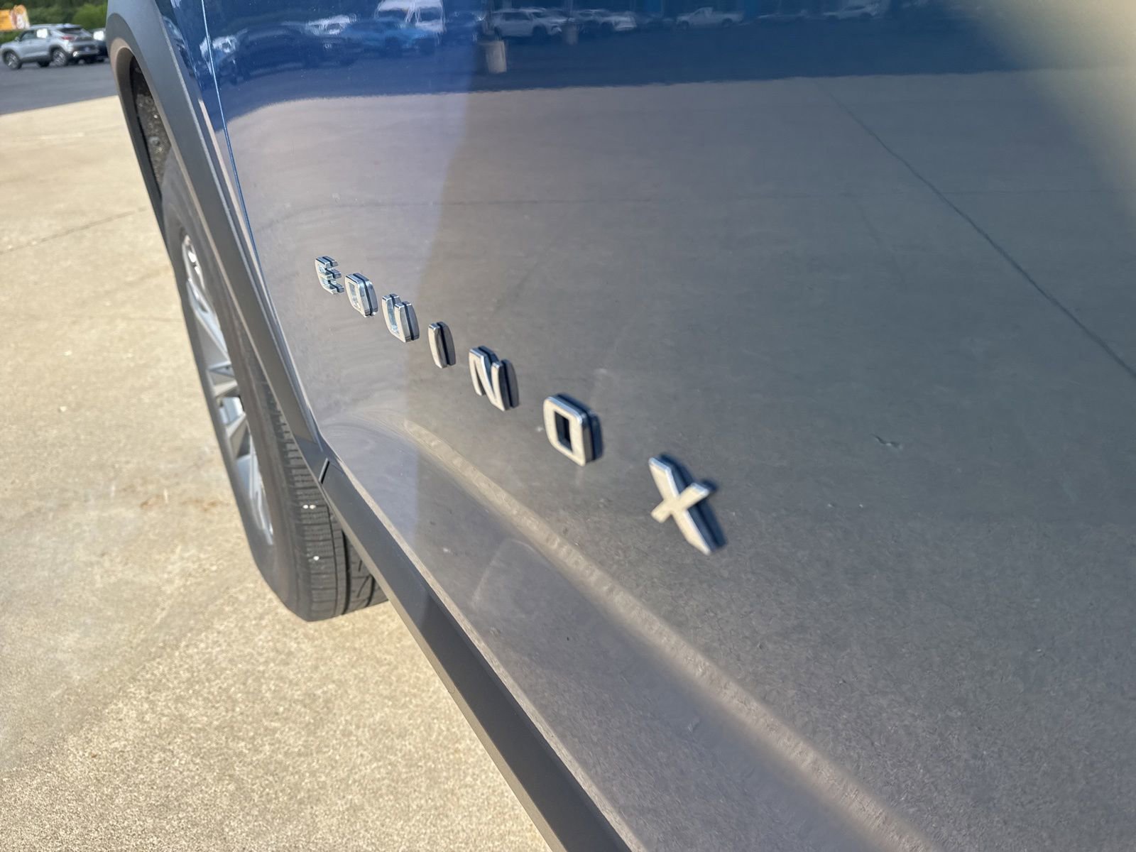 Used 2025 Chevrolet Equinox LT w/ Safety and Technology Package FWD image 9