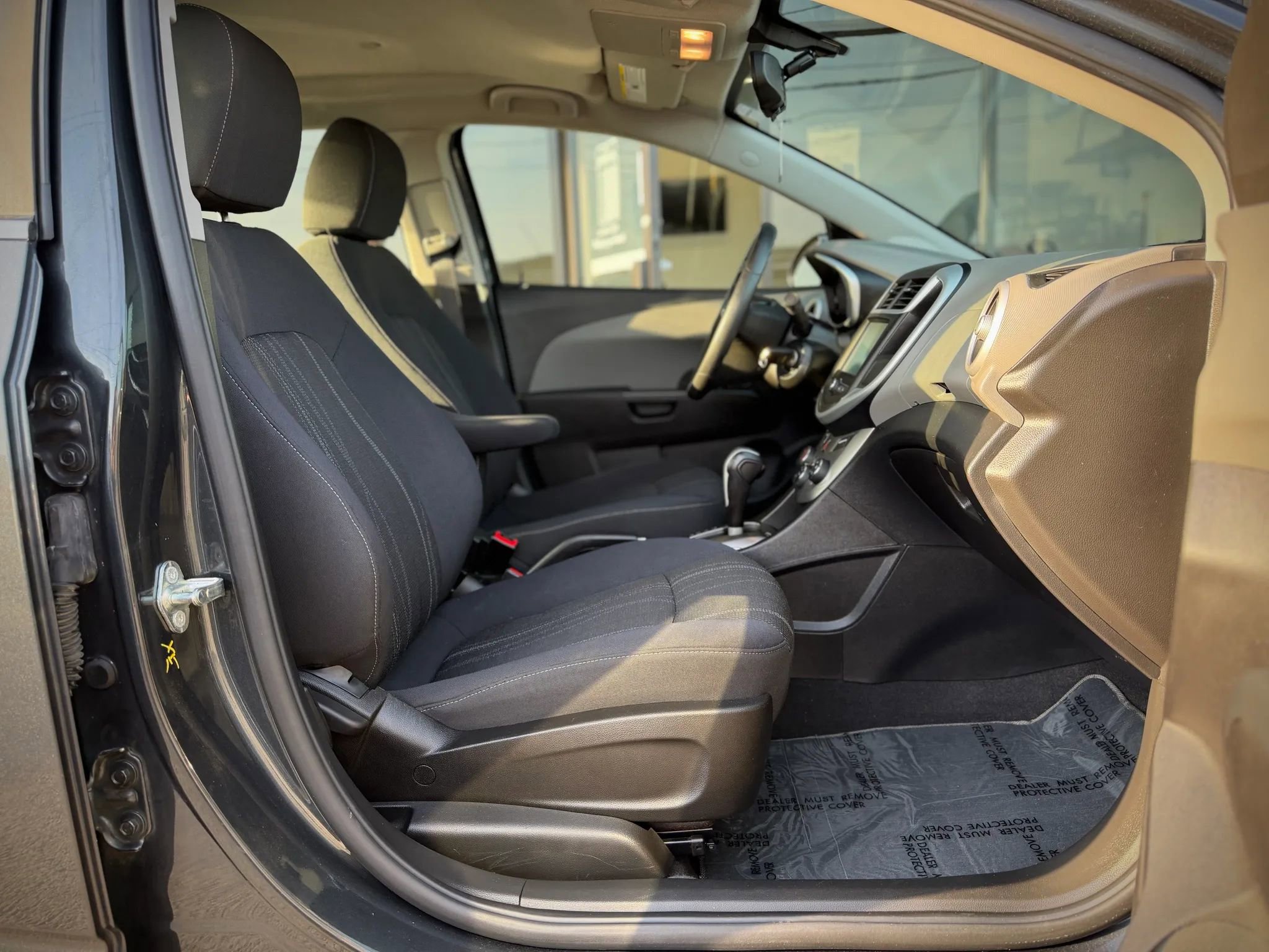 Used 2017 Chevrolet Sonic LT image 17