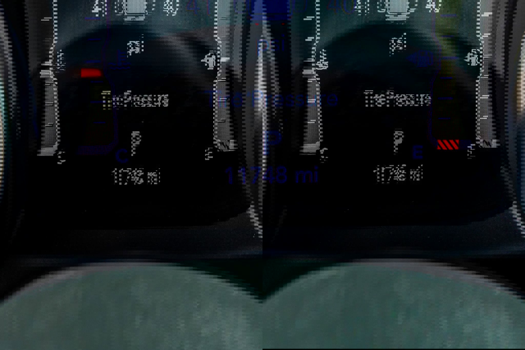 Used 2023 Jeep Gladiator Rubicon w/ LED Lighting Group AWD/4WD image 21