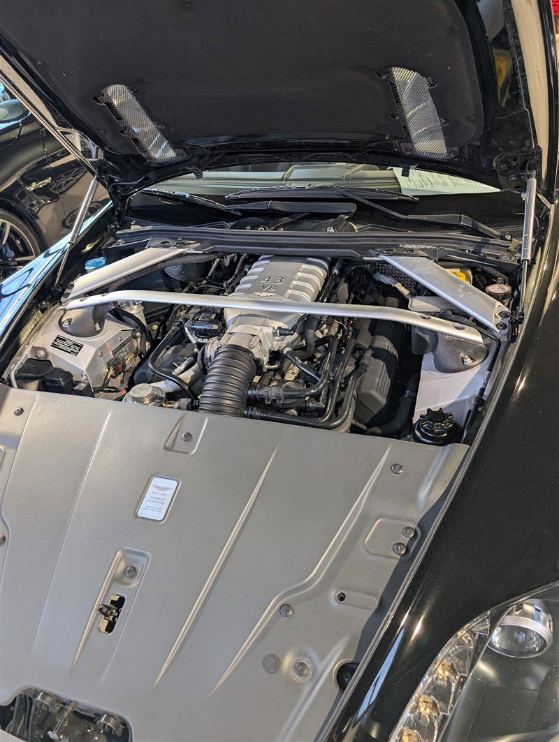 Used 2008 Aston Martin V8 Vantage Roadster image 23