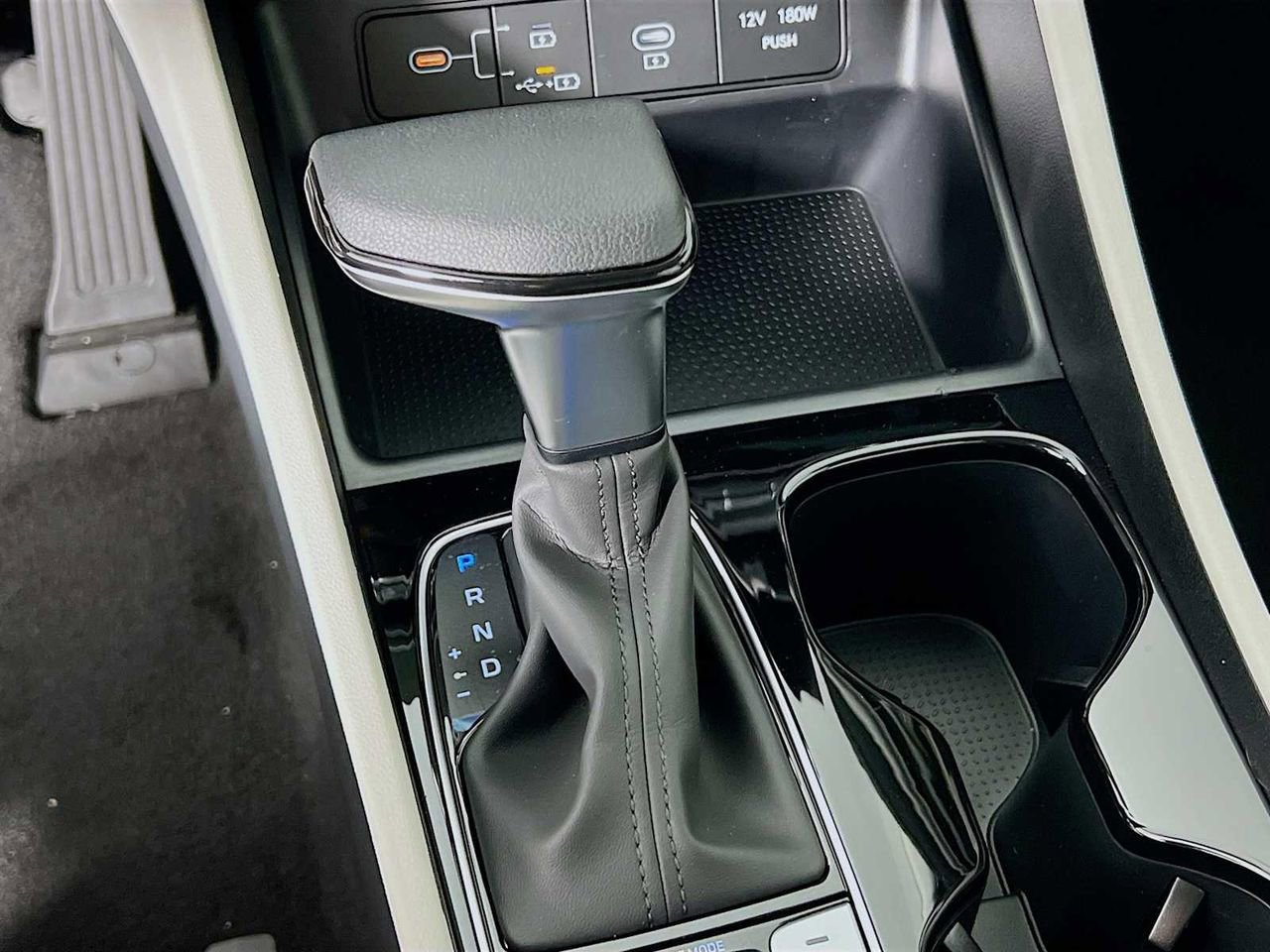 New 2026 Hyundai Tucson SEL image 12