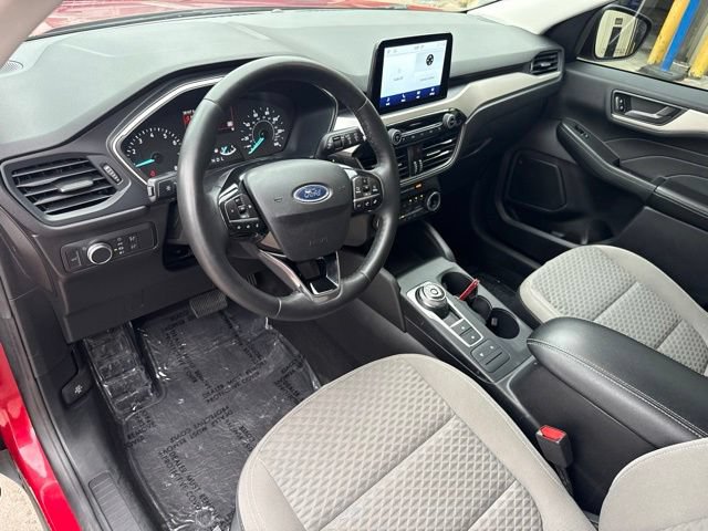 Used 2022 Ford Escape SE w/ Convenience Package FWD image 12