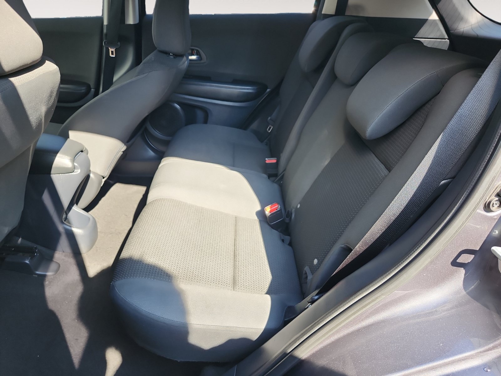 Used 2021 Honda HR-V LX image 12