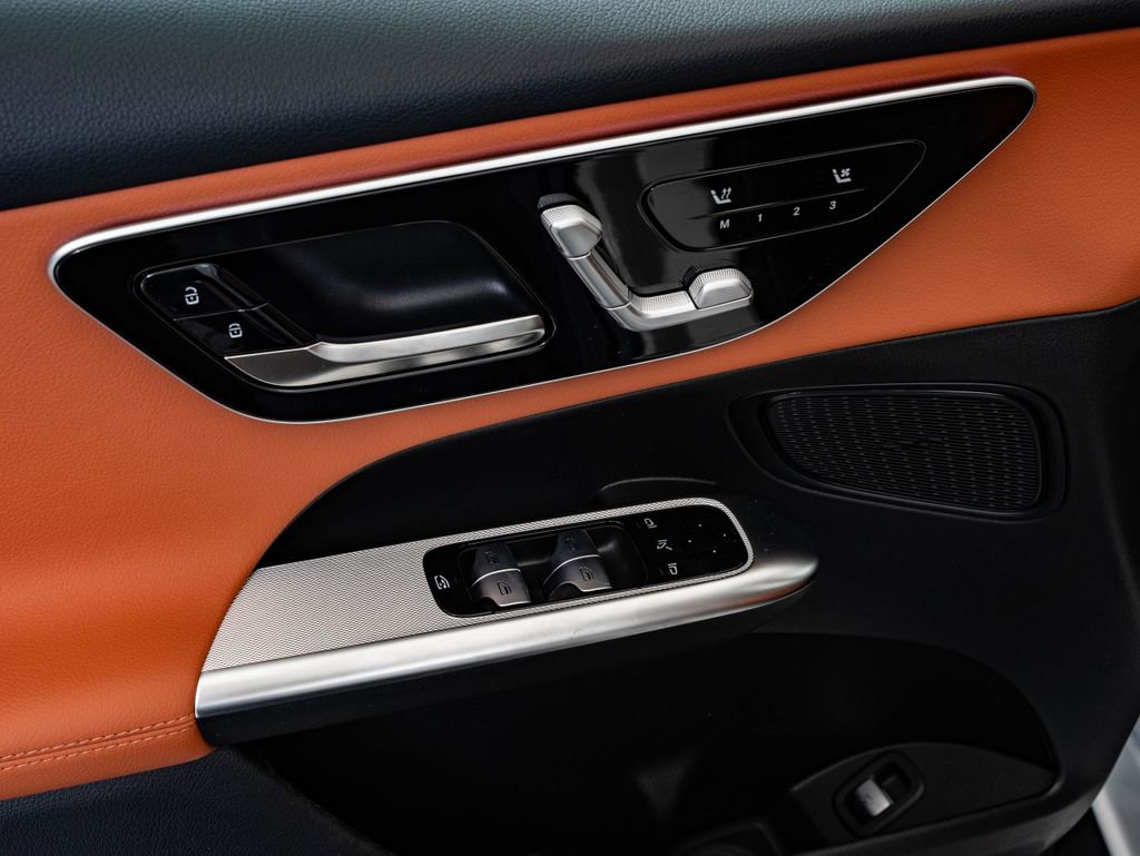 New 2026 Mercedes-Benz GLC 300 4MATIC image 26