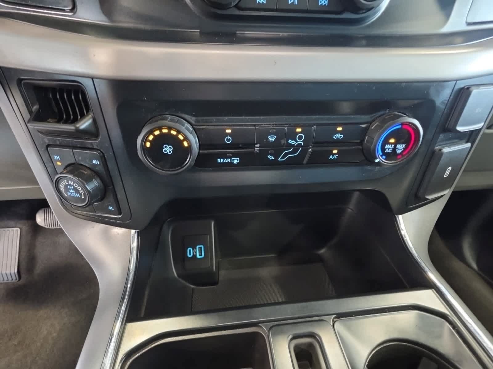 Used 2023 Ford F150 XLT AWD/4WD image 26