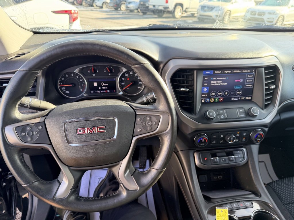 Used 2022 GMC Acadia AT4 image 17