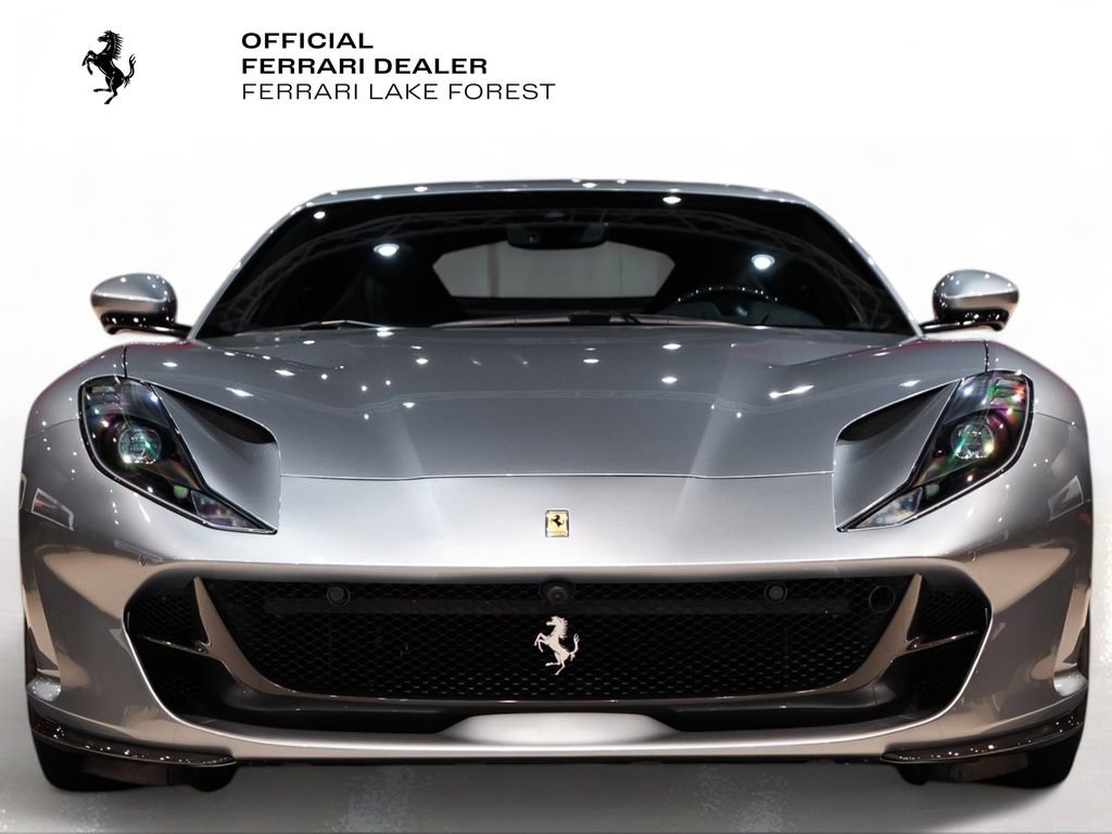 Used 2020 Ferrari 812 Superfast RWD image 7