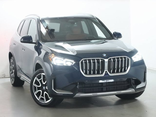 Used 2026 BMW X1 xDrive28i AWD/4WD image 2