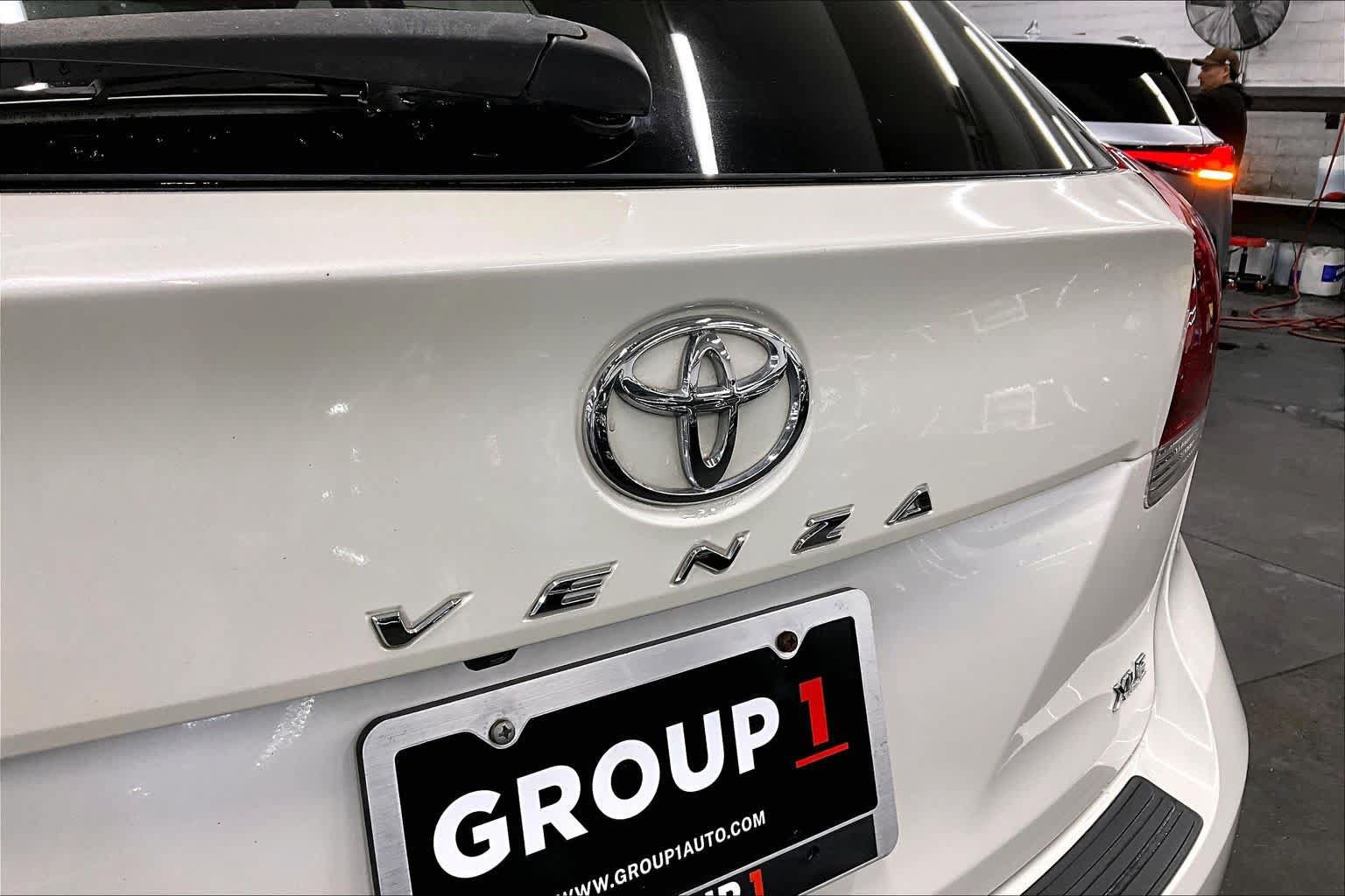 Used 2015 Toyota Venza XLE w/ XLE Premium Package FWD image 31