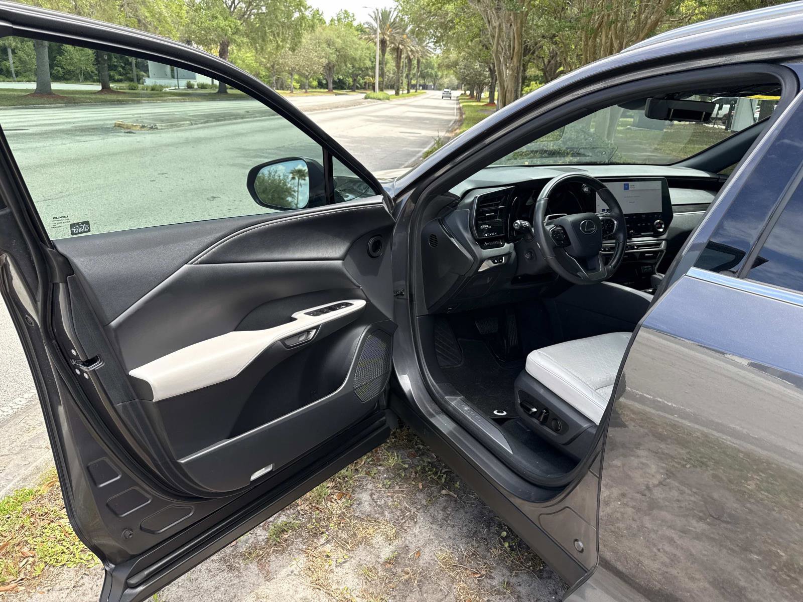 Used 2024 Lexus RX 350 Premium Plus w/ Convenience Package AWD/4WD image 18