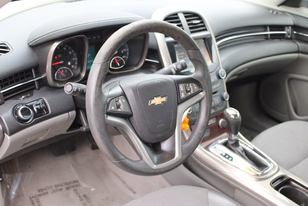Used 2013 Chevrolet Malibu LT w/ Power Convenience Package image 16