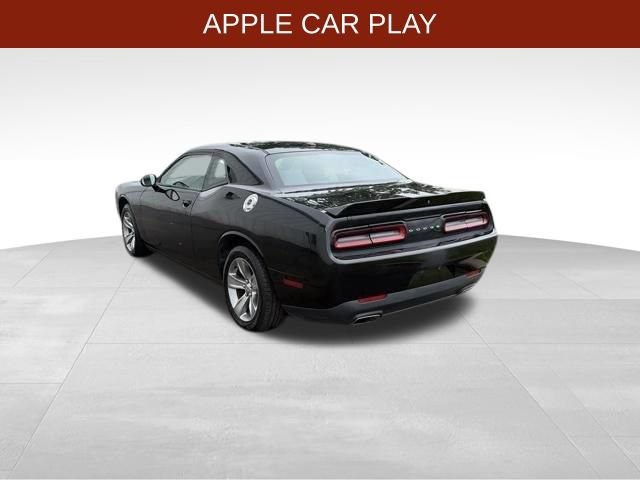 Used 2019 Dodge Challenger SXT RWD image 5