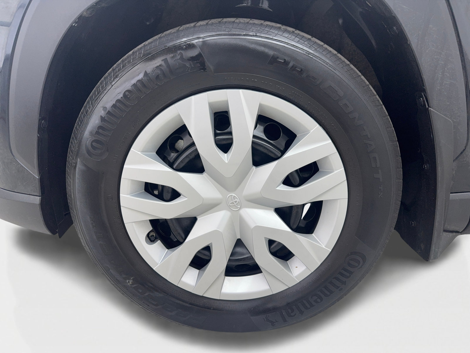 Used 2024 Toyota Corolla Cross L FWD image 51