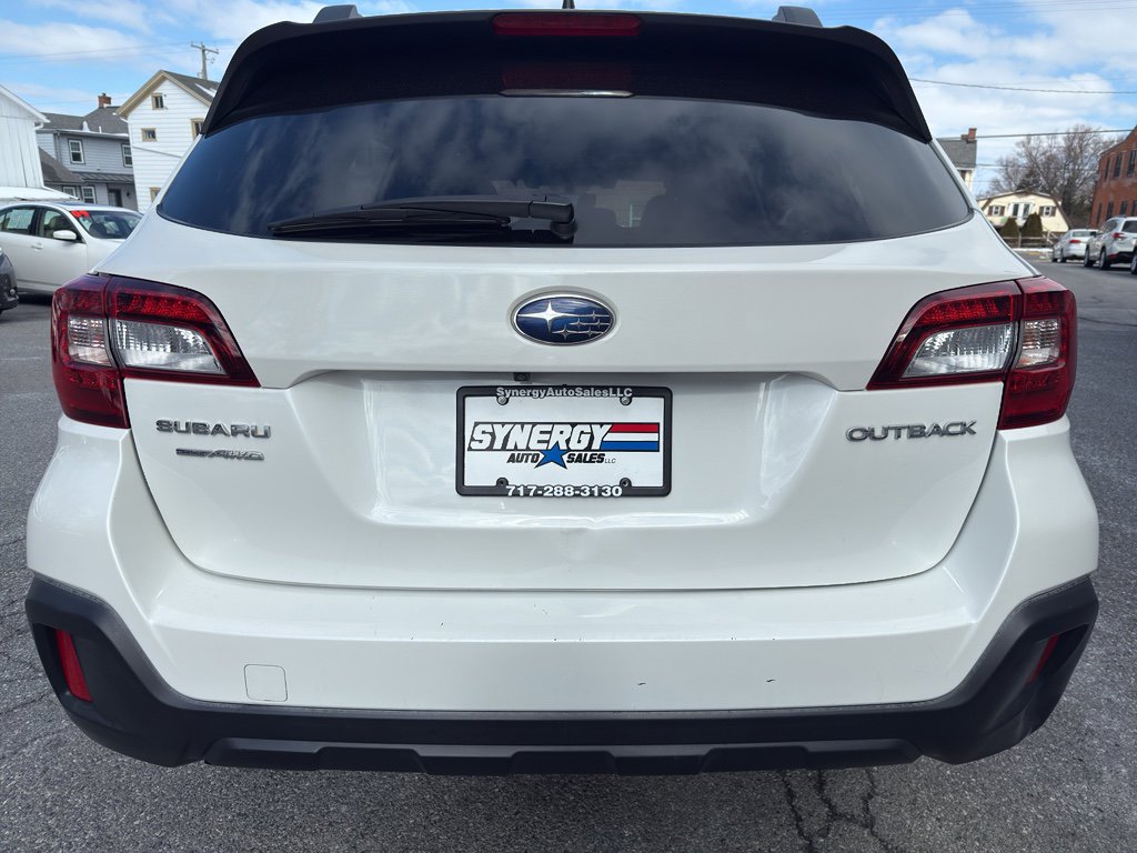 Used 2018 Subaru Outback 2.5i Premium image 4