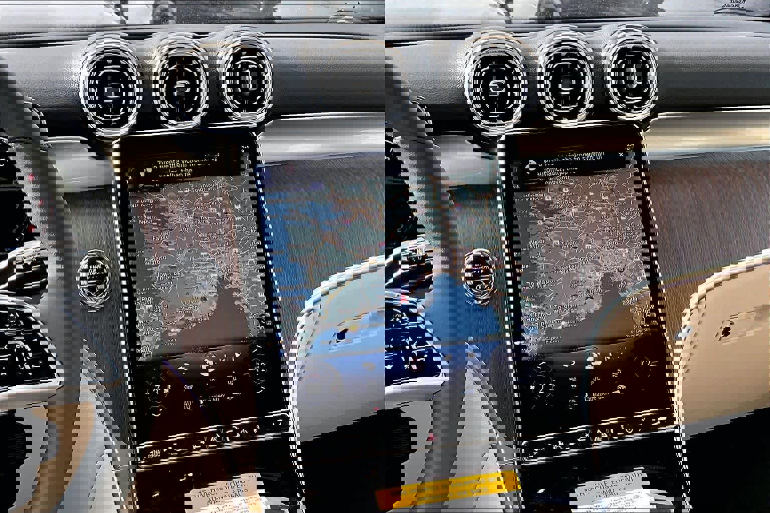 New 2026 Mercedes-Benz GLC 300 GLC 300 image 9