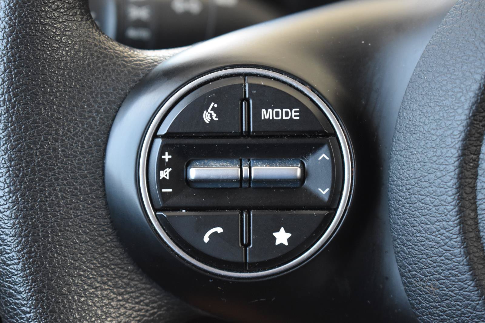 Used 2024 Kia Soul LX w/ Option Group 015 FWD image 7