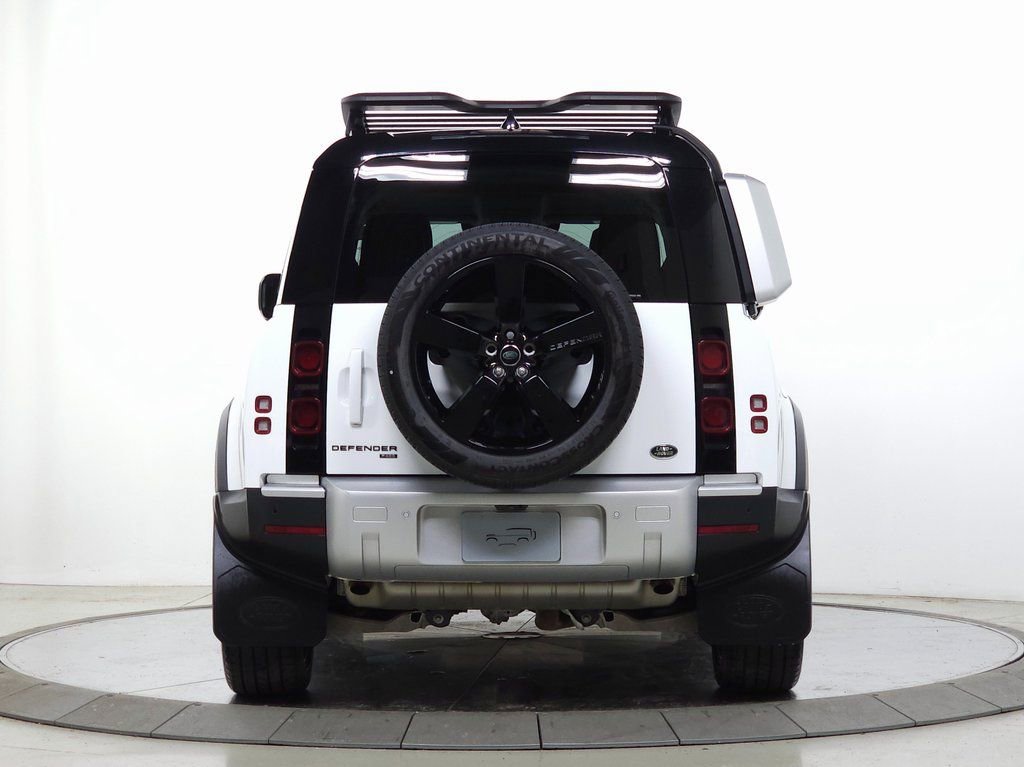Certified 2023 Land Rover Defender 110 SE AWD/4WD image 5