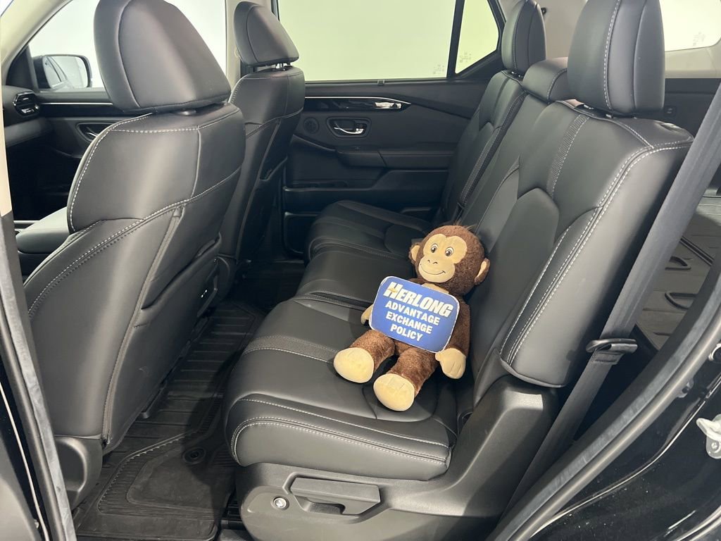 Used 2025 Honda Pilot EX-L image 21