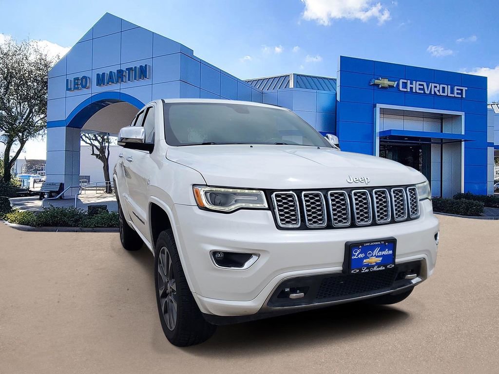 Used 2017 Jeep Grand Cherokee Overland AWD/4WD image 3