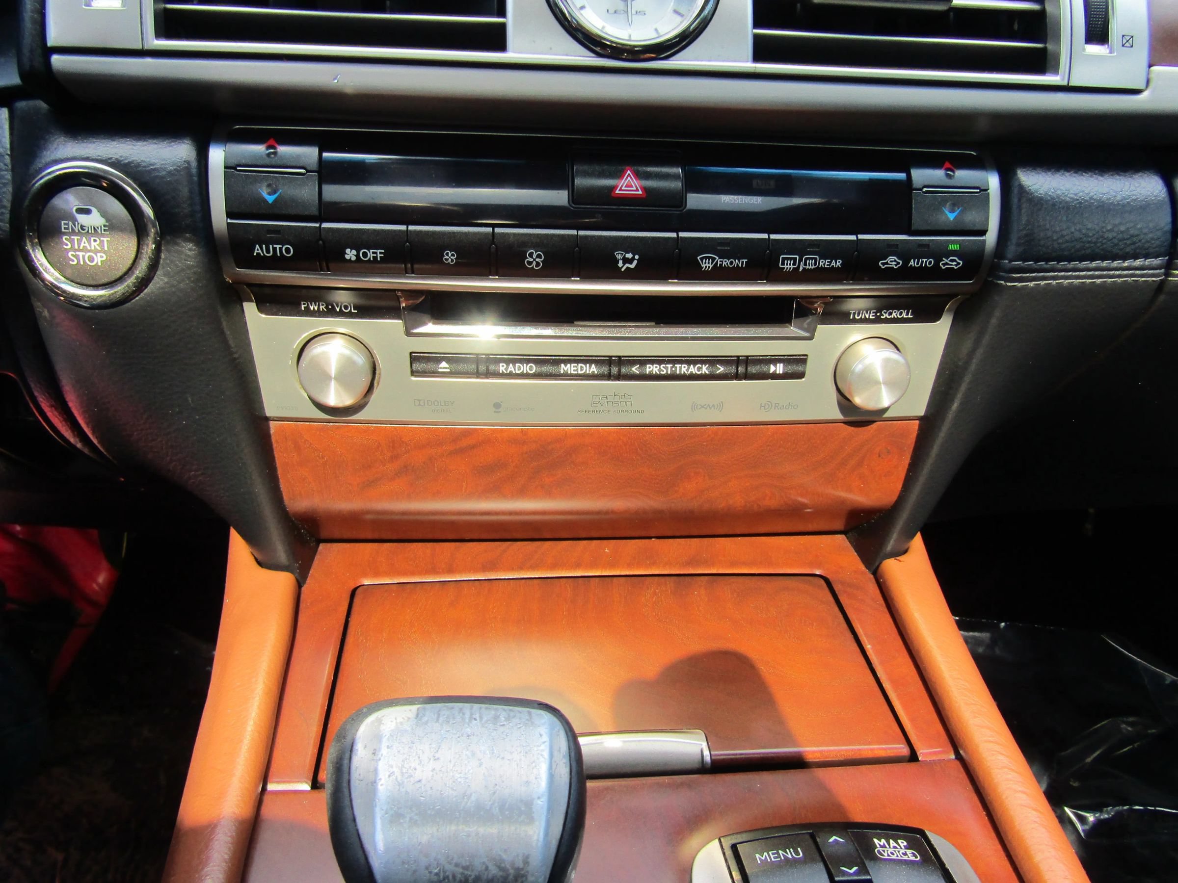 Used 2013 Lexus LS 460 AWD w/ Comfort Pkg image 34