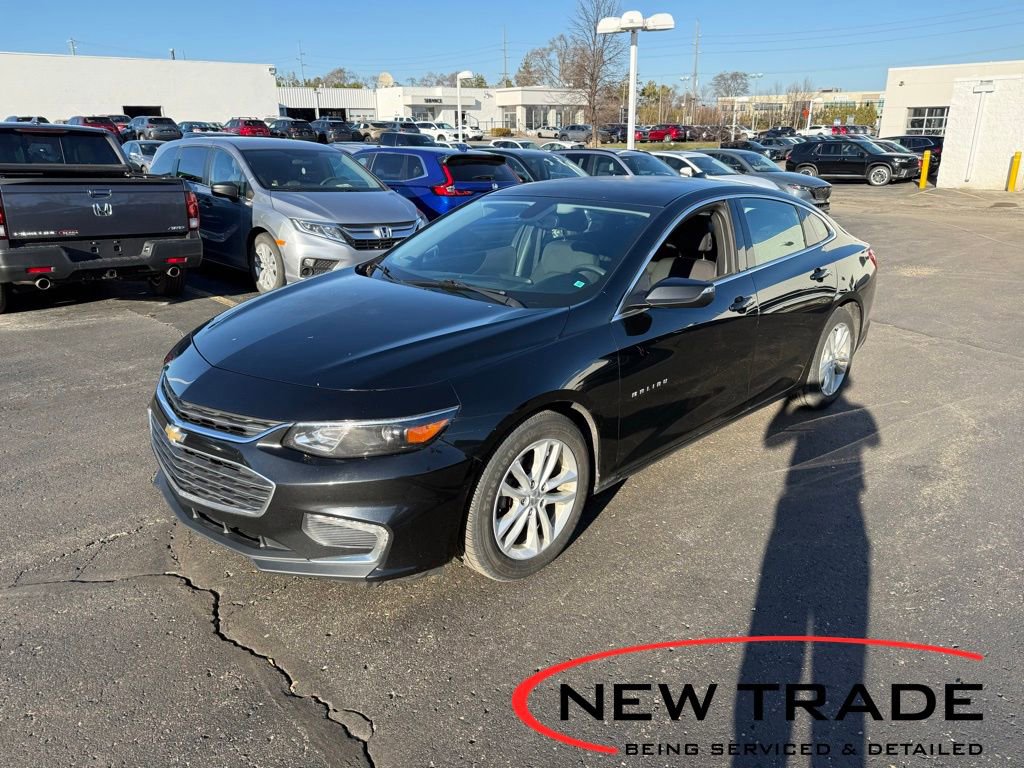 Used 2017 Chevrolet Malibu LT image 1